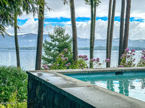 $8,595,000 | 101 Green Harbour Lane, Lake George, NY 12845