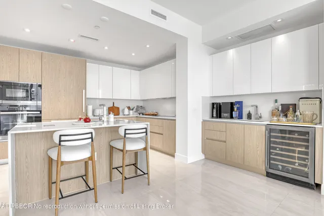 $25,000 | 3100 North Ocean Drive, Unit 1805, Riviera Beach, FL 33404