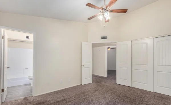 $2,200 | 7027 South 43rd Way, Phoenix, AZ 85042