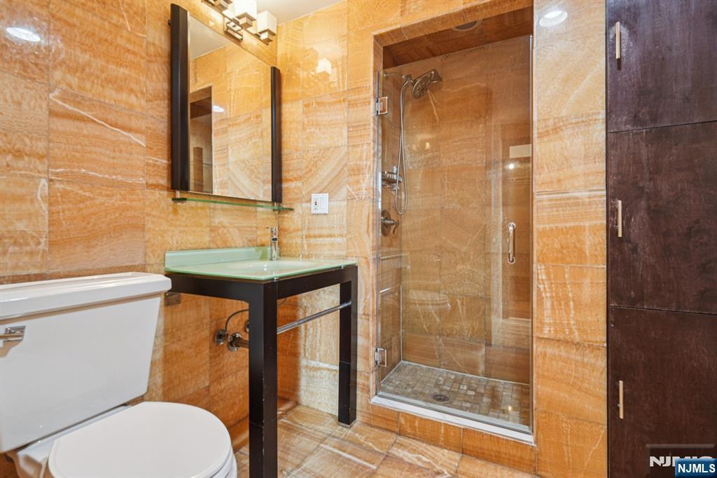 100 Old Palisade Road, Unit PL16 Fort Lee, NJ 07024 - Photo 19 of 32