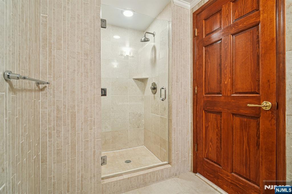 100 Old Palisade Road, Unit PL16 Fort Lee, NJ 07024 - Photo 23 of 32