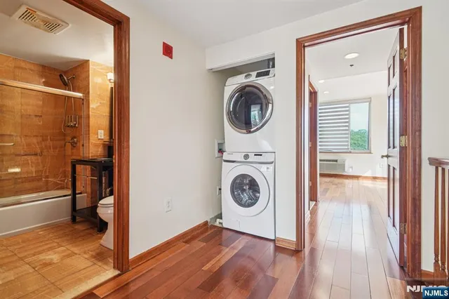 $6,000 | 100 Old Palisade Road, Unit PL16, Fort Lee, NJ 07024