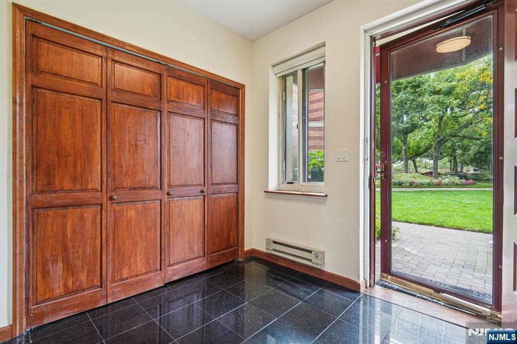 100 Old Palisade Road, Unit PL16 Fort Lee, NJ 07024 - Photo 7 of 32