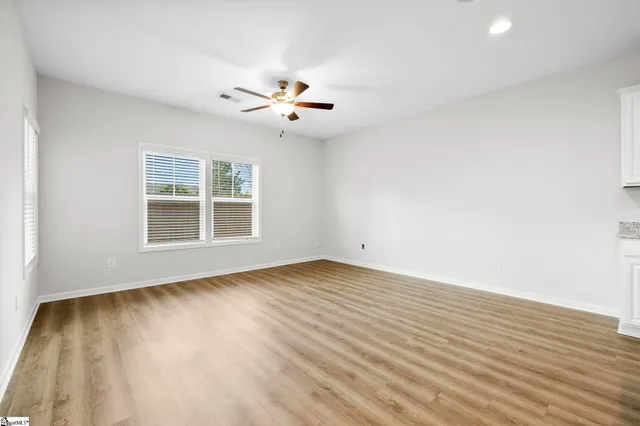 $275,000 | 4 Sabine Leaf Court, Greer, SC 29650