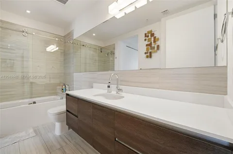 $590,000 | 301 Altara Avenue, Unit UPH1005, Coral Gables, FL 33146