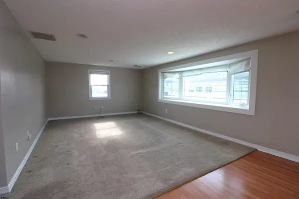 $3,100 | 9208 Winchester Avenue, Unit 2, Margate City, NJ 08402