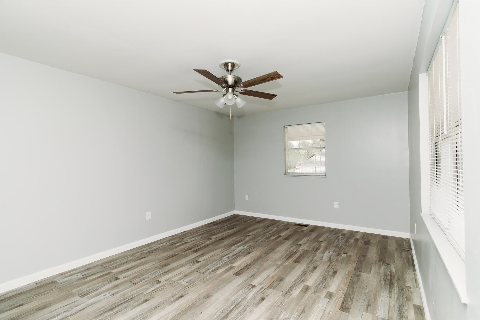 2223 Tarr Ridge Road Frenchburg, KY 40322 - Photo 9 of 34 FO7A9490