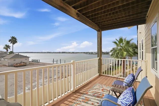 $429,000 | 28 Sandollar, Unit B2, Rockport, TX 78382