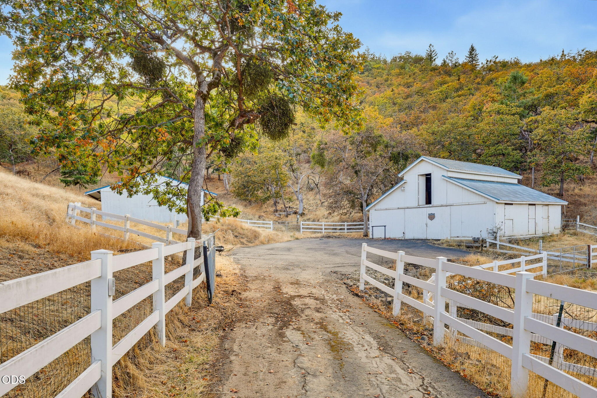 4375 Pioneer Road Medford, OR 97501 - Photo 31 of 84 Gallery Image 31