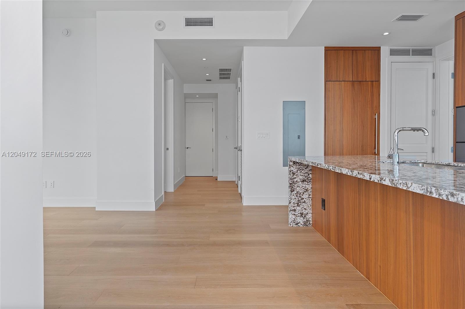 175 Southeast 25th Road, Unit 1003 Miami, FL 33129 - Photo 10 of 45