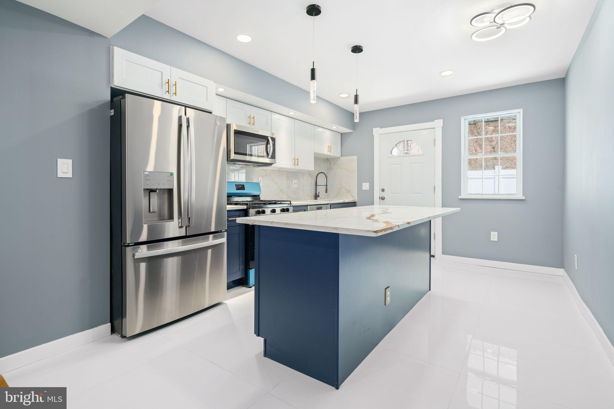 519 Titan Street Philadelphia, PA 19147 - Photo 11 of 30