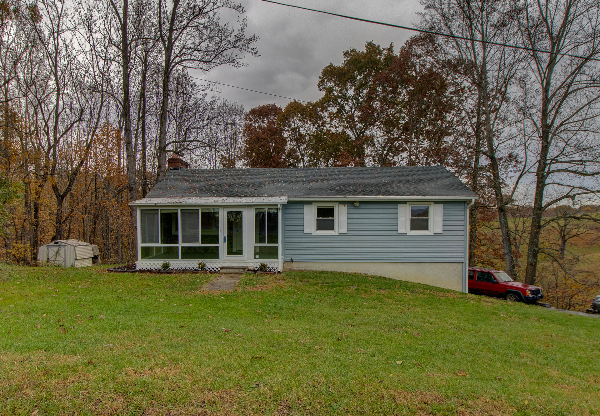 980 Oak Ridge Road Buchanan, VA 24066 - Photo 1 of 26 IMG_9680_1_2_3_4