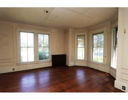 140 Oak Street Springfield, MA 01151 - Photo 11 of 30 Gallery Image 11