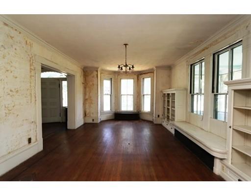 140 Oak Street Springfield, MA 01151 - Photo 10 of 30 Gallery Image 10
