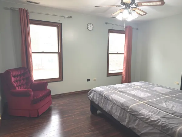$409,900 | 39 Dennison Drive, Glendale Heights, IL 60139