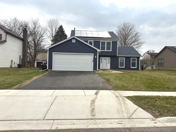 $409,900 | 39 Dennison Drive, Glendale Heights, IL 60139
