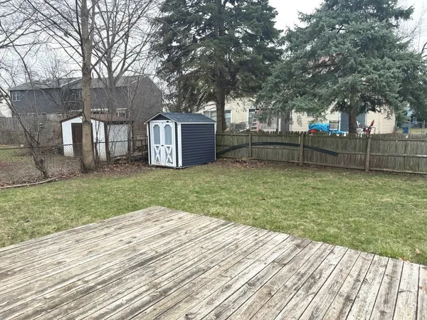 $409,900 | 39 Dennison Drive, Glendale Heights, IL 60139