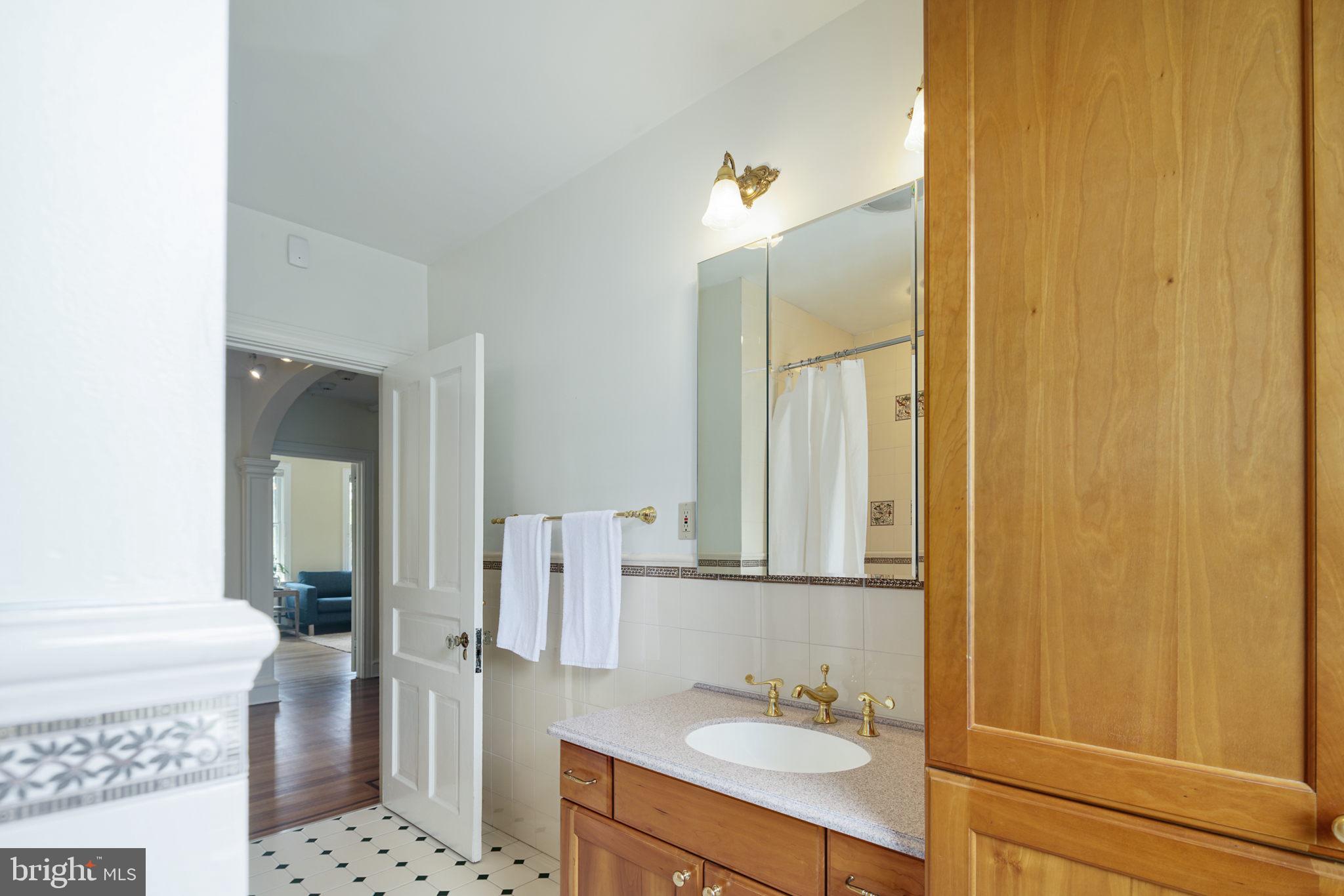 563 Warwick Road Haddonfield, NJ 08033 - Photo 44 of 67 Gallery Image 44