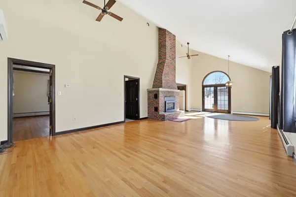 $469,000 | 1210 Lakeview Drive, Unit 2, China, ME 04358