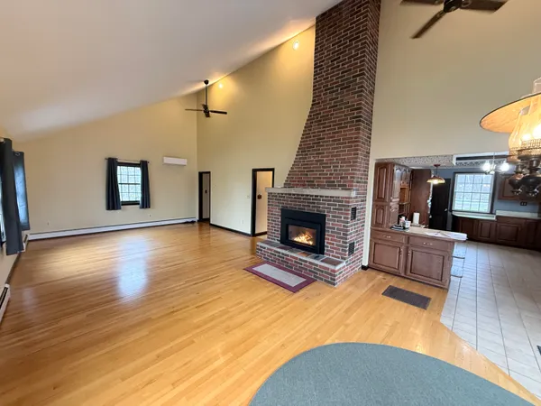 $469,000 | 1210 Lakeview Drive, Unit 2, China, ME 04358