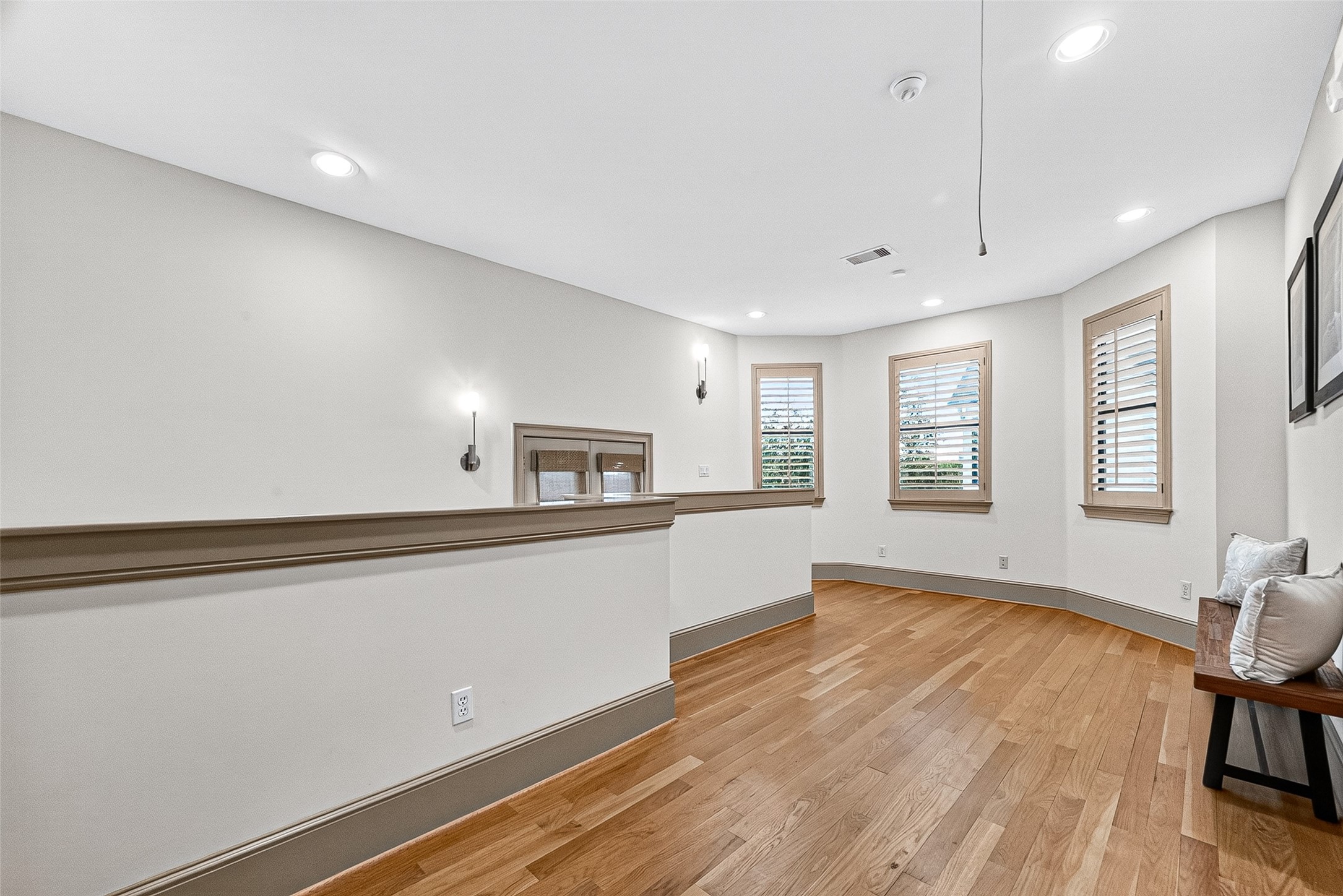 2034 Colquitt Street, Unit A Houston, TX 77098 - Photo 25 of 41 Another view of the 3rd floor hallway
