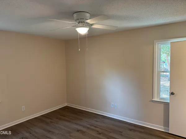 $1,500 | 201 Carolyn Drive, Selma, NC 27576