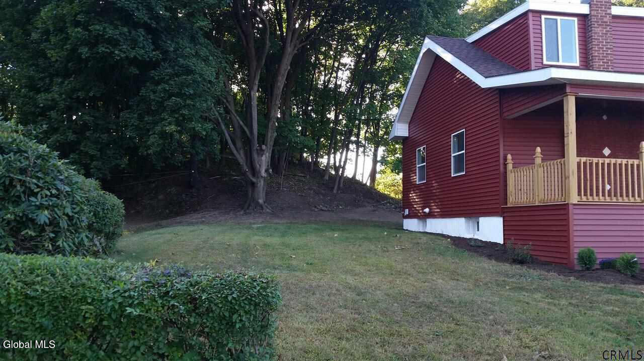31 Cooper Avenue Brunswick, NY 12180 - Photo 40 of 46 20211120221332902179000000-o
