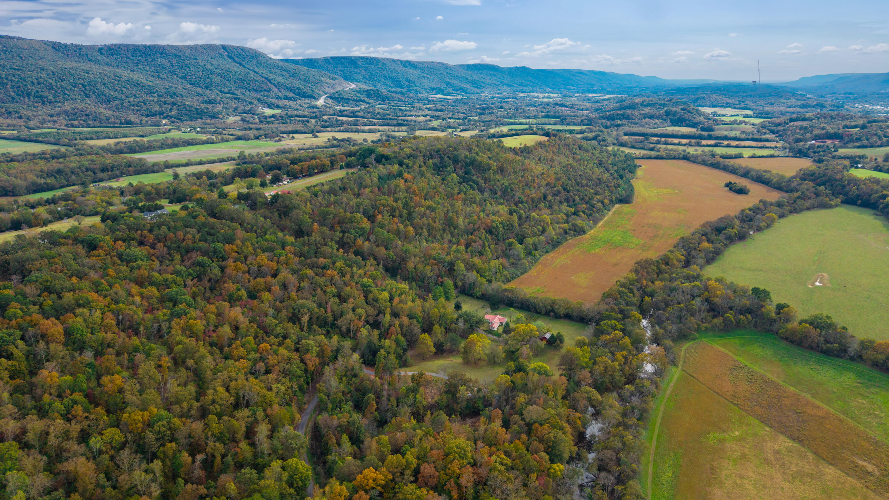 49 Hart Of Pine Road Dunlap, TN 37327 - Photo 90 of 126 COUTRY LIVING