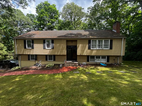 $599,000 | 46 School Hill Lane, Westbrook, CT 06498