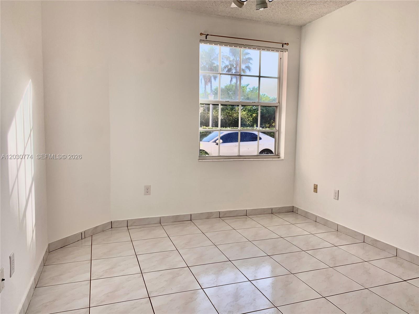 14807 Balgowan Road, Unit 10112 Miami Lakes, FL 33016 - Photo 10 of 14