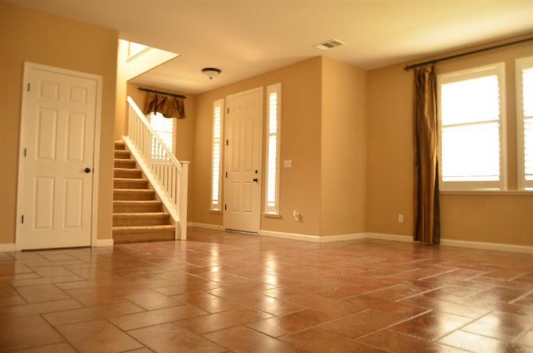 436 Abbott Avenue Reedley, CA 93654 - Photo 3 of 50 Gallery Image 3