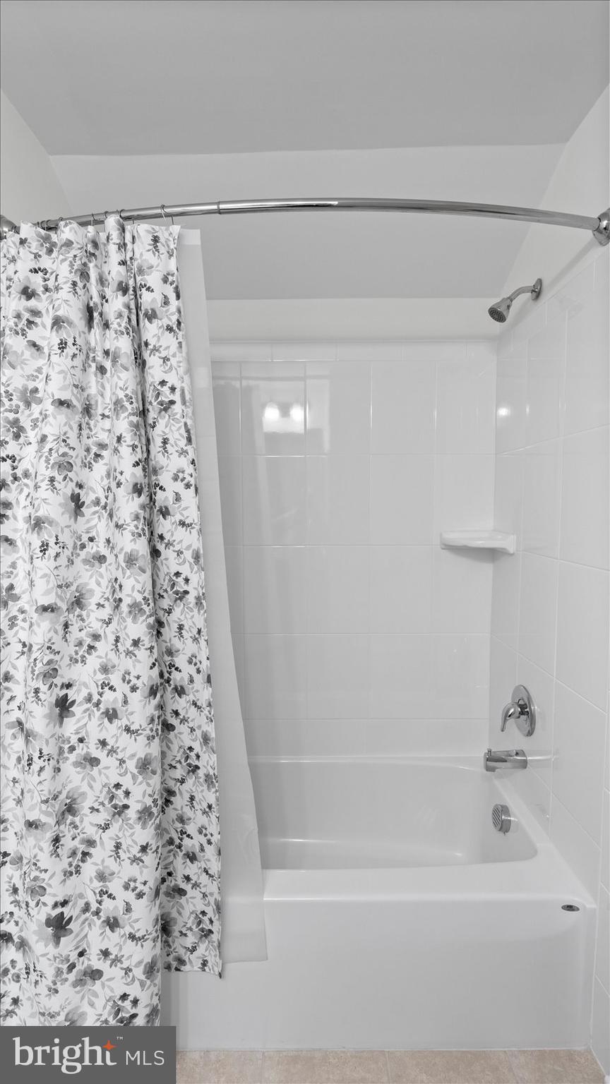 2510 Easy Street Fallston, MD 21047 - Photo 31 of 56 Bathroom Upper Level