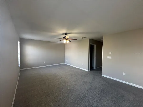 $2,500 | 20014 Date Palm Way, Tampa, FL 33647
