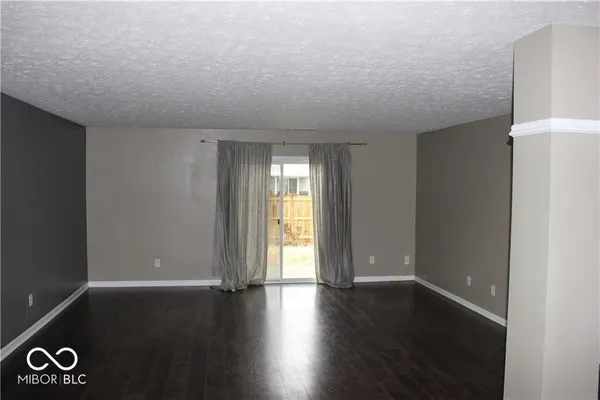 $2,400 | 959 Retford Drive, Westfield, IN 46074