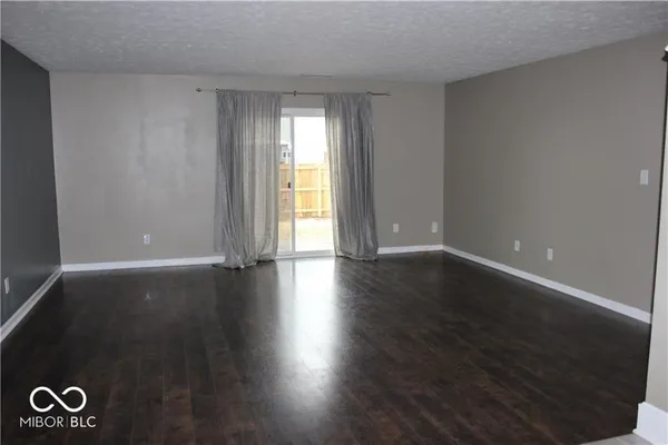 $2,400 | 959 Retford Drive, Westfield, IN 46074