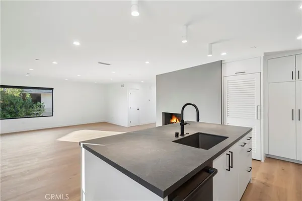 $8,750 | 405 Serra Drive, Corona del Mar, CA 92625