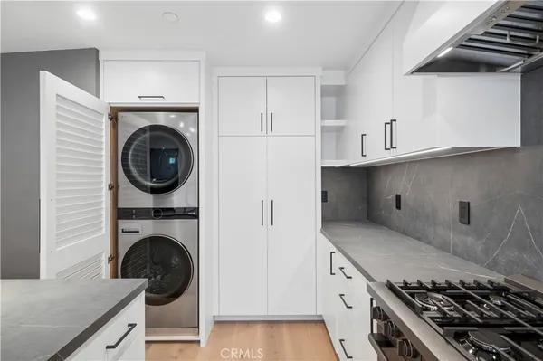 $8,750 | 405 Serra Drive, Corona del Mar, CA 92625