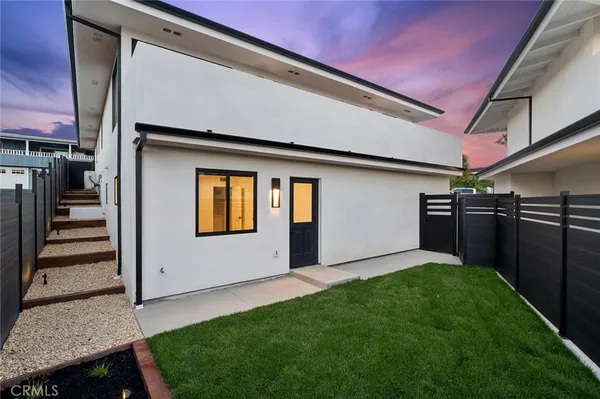 $8,750 | 405 Serra Drive, Corona del Mar, CA 92625