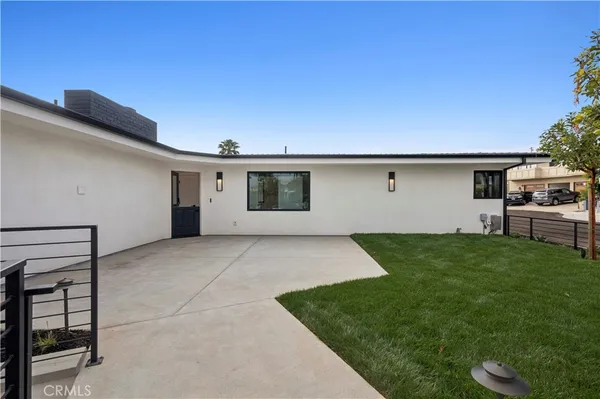 $8,750 | 405 Serra Drive, Corona del Mar, CA 92625