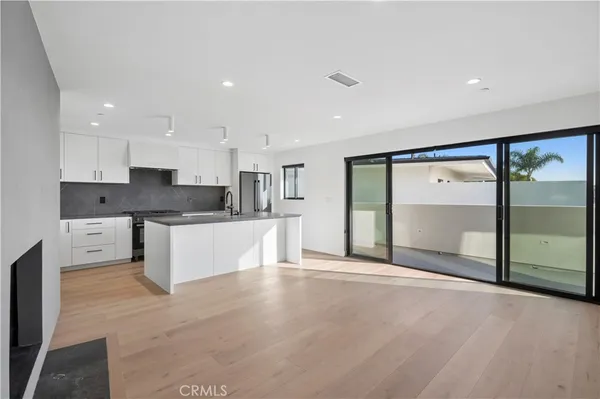 $8,750 | 405 Serra Drive, Corona del Mar, CA 92625