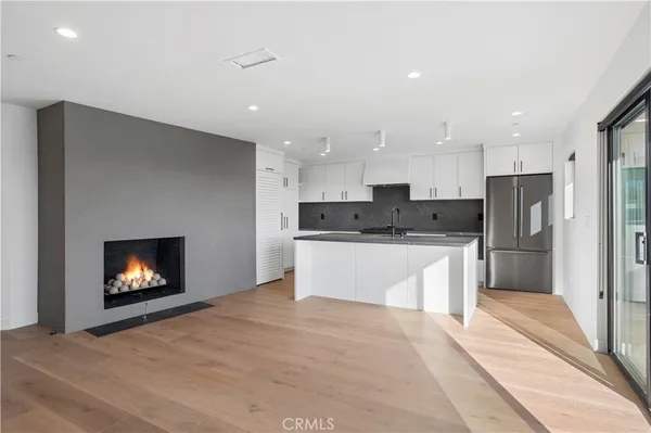 $8,750 | 405 Serra Drive, Corona del Mar, CA 92625