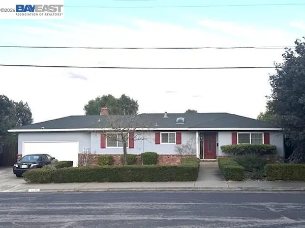 $3,400 | 4223 Ridge Drive, Pittsburg, CA 94565