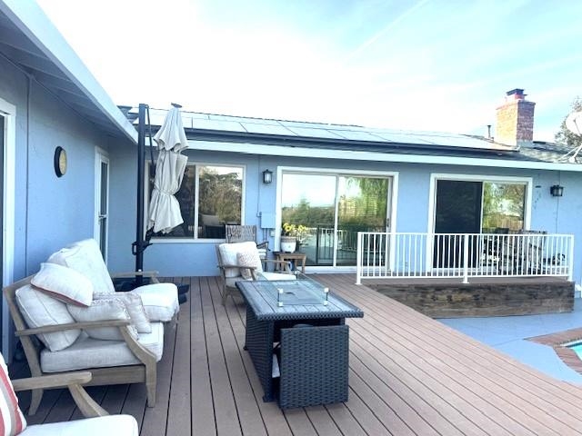 4223 Ridge Drive Pittsburg, CA 94565 - Photo 2 of 14 a living room with furniture and a large window