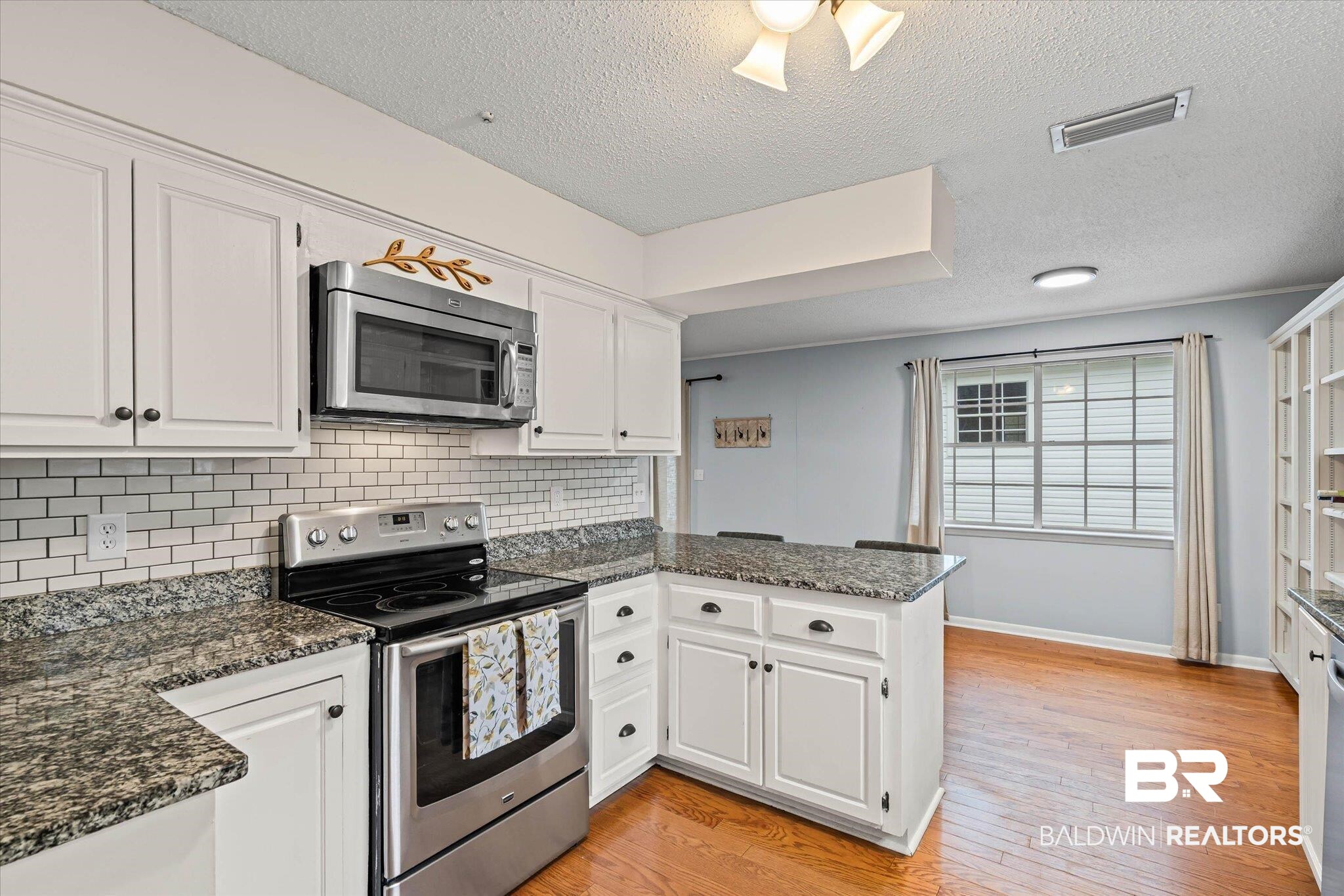 331 Ridgewood Drive Daphne, AL 36526 - Photo 7 of 26