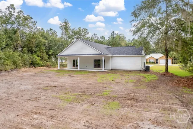 $318,900 | 1340 Pelican Lane Southeast, Townsend, GA 31331