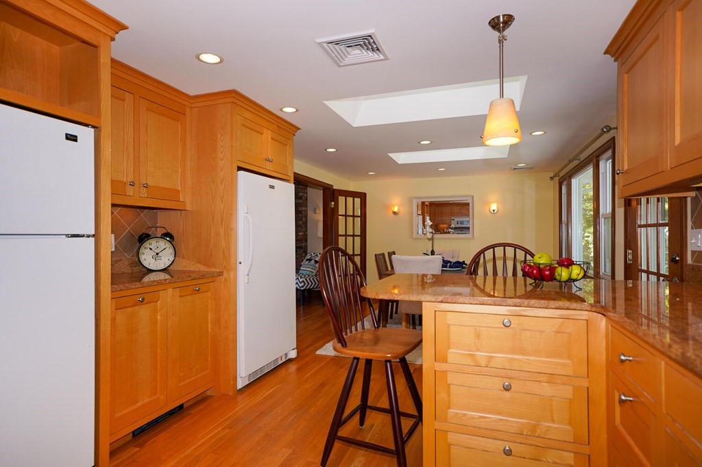 10 Dennett Road Winchester, MA 01890 - Photo 14 of 32