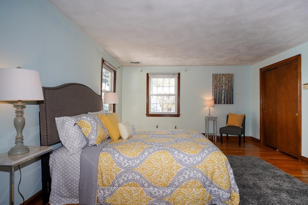 10 Dennett Road Winchester, MA 01890 - Photo 15 of 32