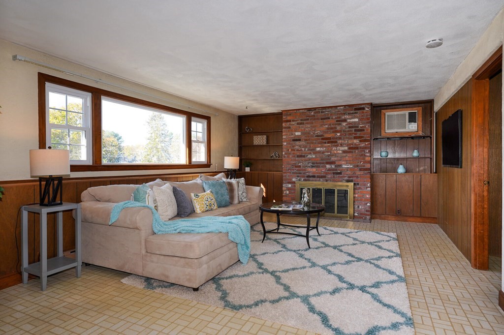 10 Dennett Road Winchester, MA 01890 - Photo 23 of 32