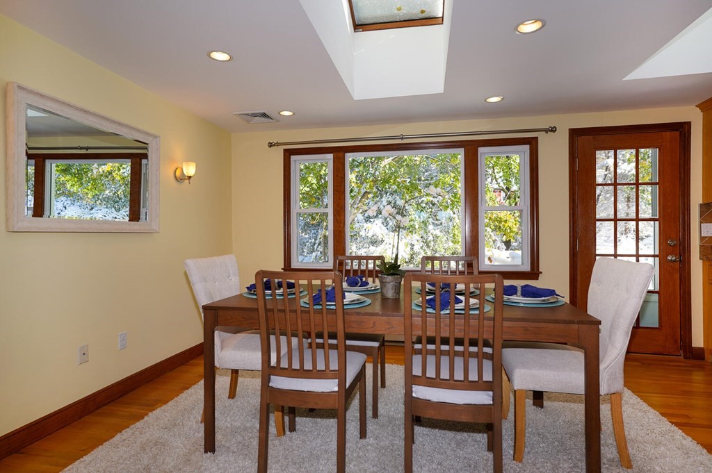 10 Dennett Road Winchester, MA 01890 - Photo 9 of 32