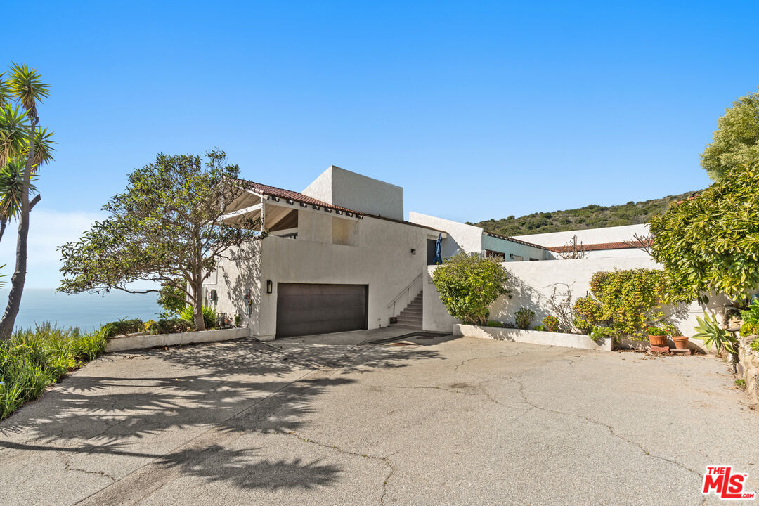 20755 Seaboard Road, Malibu, CA 90265 Compass